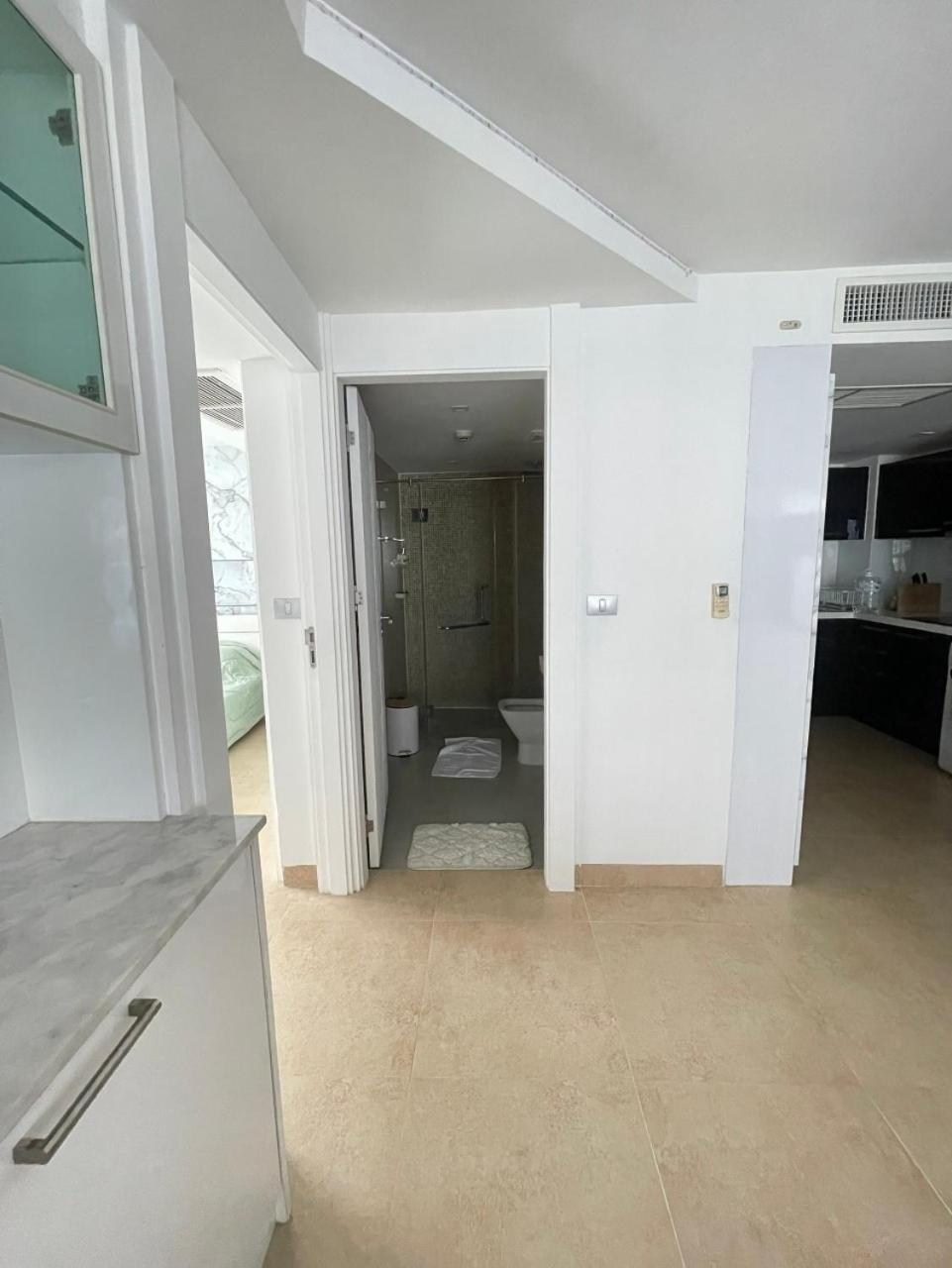 2 Bedrooms Near Pattaya Beach المظهر الخارجي الصورة